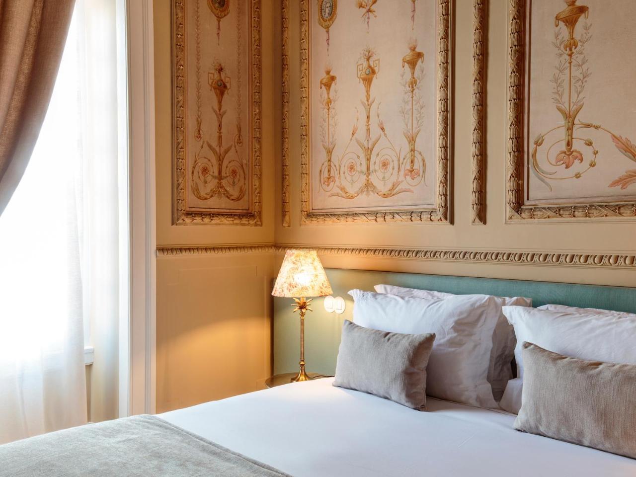 Dear - Valmor Palace Guest house